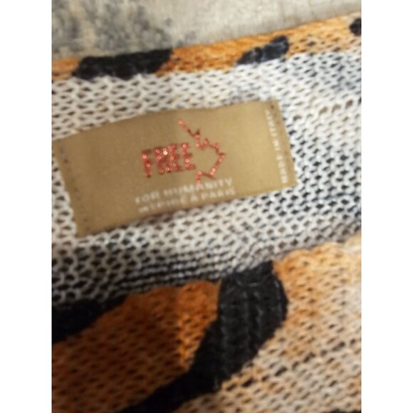 Free For Humanity Size M Sweater Top Oversized Animal Print Dolman Mob Wife - Picture 2 of 5